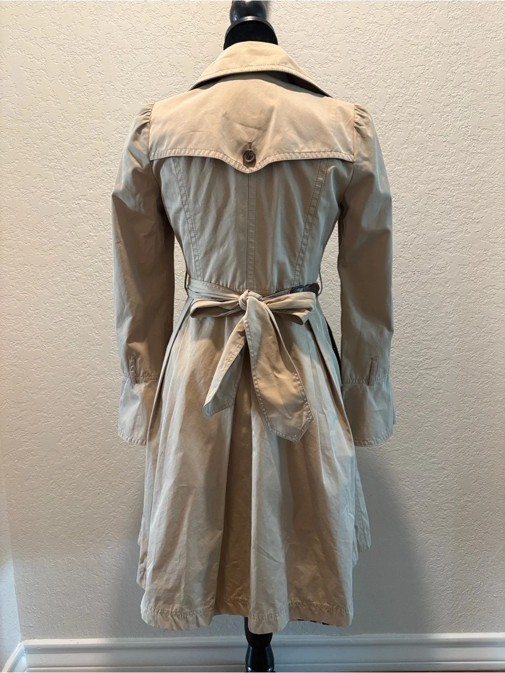 Burberry Size 36 (XS US)
Trench Coat Khaki With Belt - Picture 15 of 16